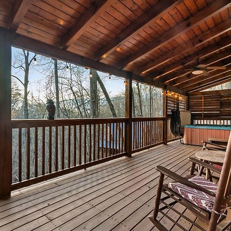 Private! Hot Tub, Views, & Games Villa Сивиървил Екстериор снимка